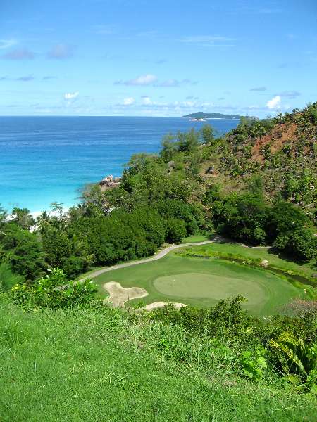 Lemura Golf (Seychellen) Loch 15 Lemura Golfcourse Seychellen Insel Praslin Loch 15